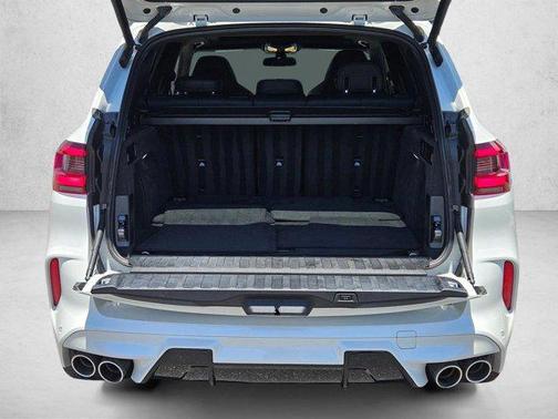 Mineral White Metallic 2023 BMW X5 M Base