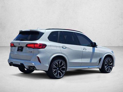 Mineral White Metallic 2023 BMW X5 M Base