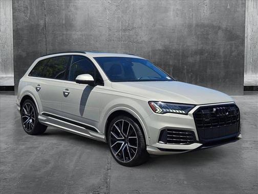 2021 Audi Q7 55 Prestige
