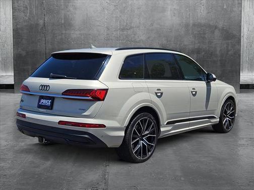 2021 Audi Q7 55 Prestige