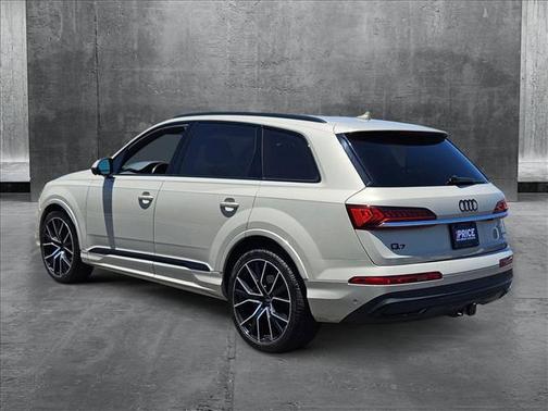 2021 Audi Q7 55 Prestige