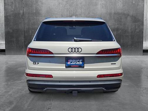 2021 Audi Q7 55 Prestige