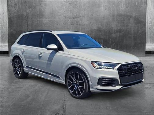 2021 Audi Q7 55 Prestige