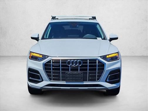 Glacier White Metallic 2023 Audi Q5 40 Premium Plus