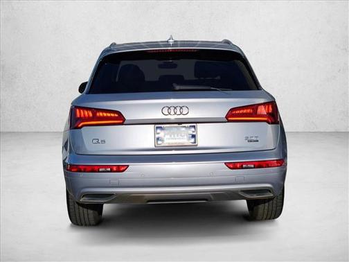 2018 Audi Q5 2.0T Premium Plus