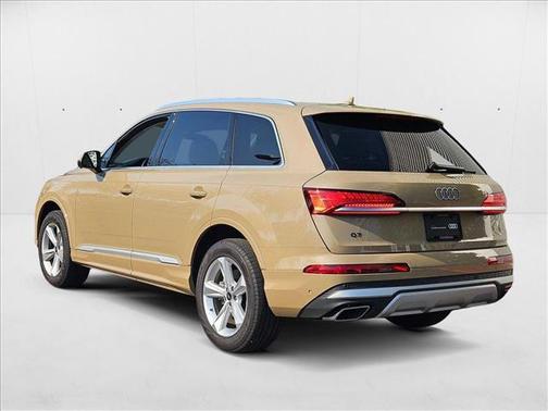 2025 Audi Q7 45 Premium