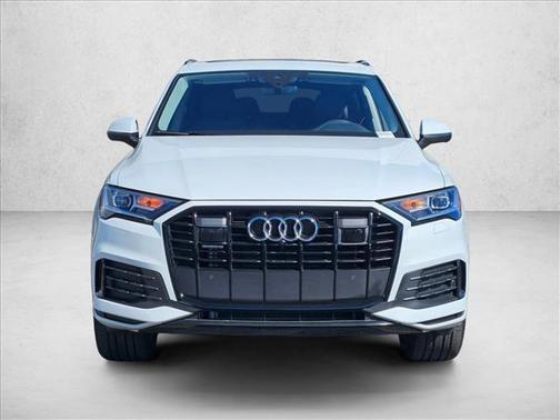2023 Audi Q7 45 Premium