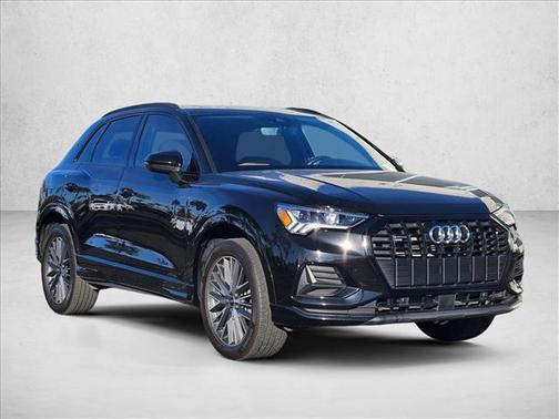 2024 Audi Q3 Premium 40 TFSI quattro Tiptronic