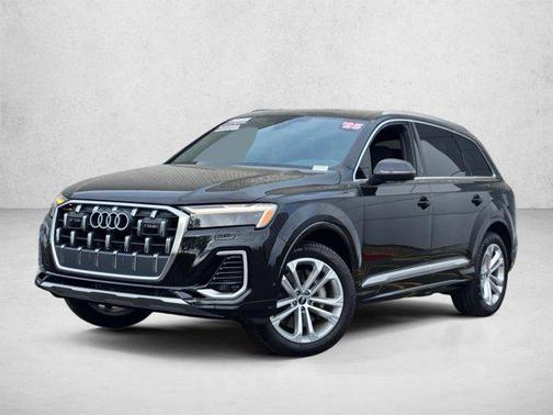 Mythos Black Metallic 2025 Audi Q7 55 Premium Plus