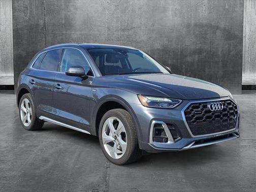 2024 Audi Q5 45 S line Premium Plus