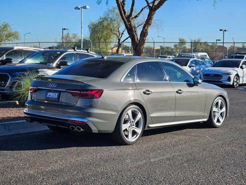 2023 Audi S4 Premium Plus TFSI quattro Tiptronic