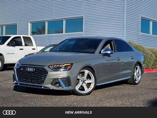 2023 Audi S4 Premium Plus TFSI quattro Tiptronic