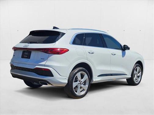 2025 Audi Q5 Premium Plus