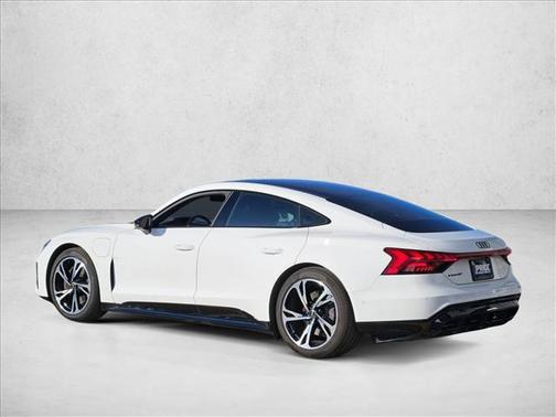 2022 Audi e-tron GT Prestige