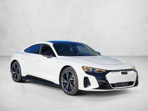 2022 Audi e-tron GT Prestige