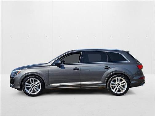 2025 Audi Q7 55 Premium Plus