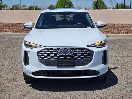 Arkona White 2026 Audi Q5 Premium TFSI quattro S tronic
