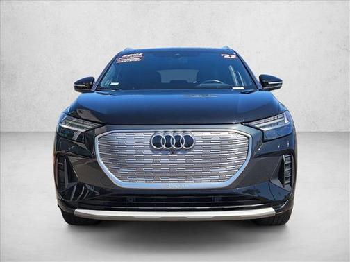 Mythos Black Metallic 2022 Audi Q4 e-tron Prestige 50 quattro
