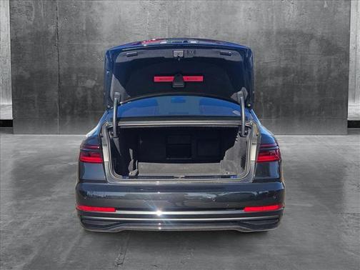 2022 Audi A8 L 55 TFSI quattro Tiptronic