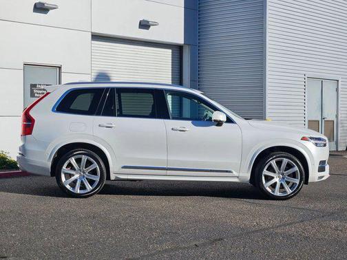 2017 Volvo XC90 T6 Inscription