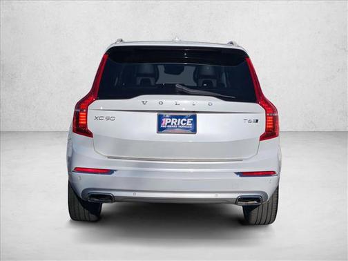 Crystal White Pearl Metallic 2017 Volvo XC90 T6 Inscription
