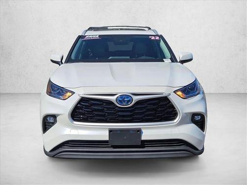2022 Toyota Highlander Hybrid XLE