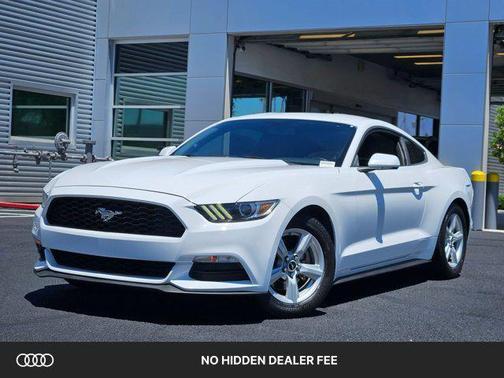 Oxford White 2016 Ford Mustang V6