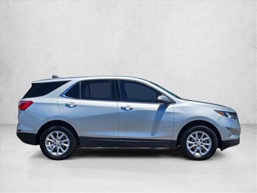 Silver Ice Metallic 2019 Chevrolet Equinox 1LT
