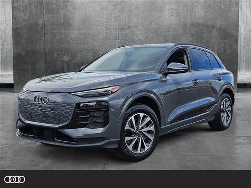 2025 Audi Q6 e-tron Premium Plus quattro