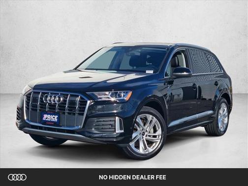 Mythos Black Metallic 2023 Audi Q7 45 Premium Plus