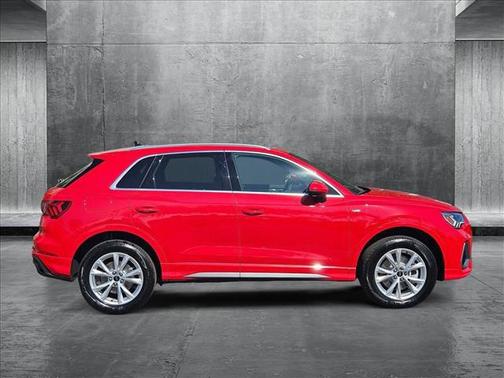 2025 Audi Q3 45 S line Premium Plus
