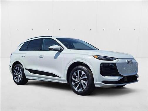 2025 Audi Q6 e-tron Premium Plus quattro