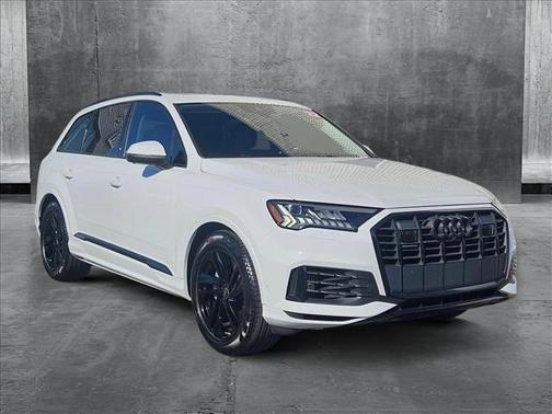2022 Audi Q7 55 Prestige