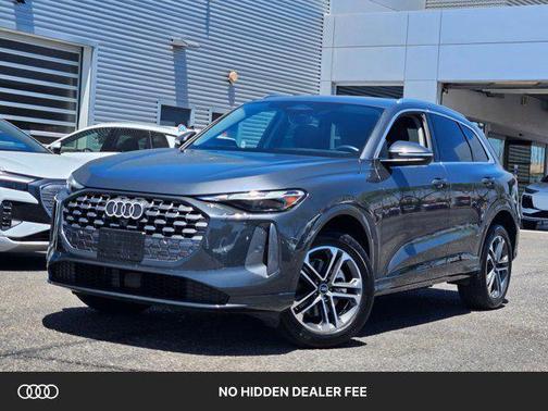 Tambora Gray Metallic 2025 Audi Q5 Premium TFSI quattro S tronic