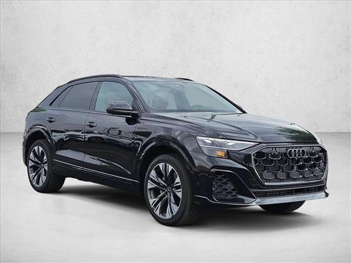 2025 Audi Q8 55 Premium Plus