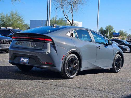 2024 Toyota Prius LE