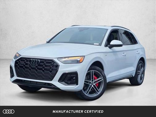 Glacier White Metallic 2025 Audi Q5 55 S line Premium Plus