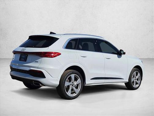 2025 Audi Q5 Premium Plus