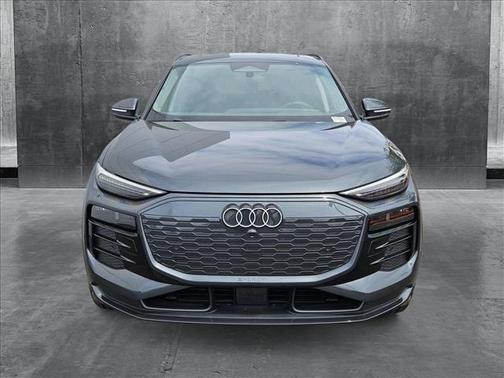 2025 Audi Q6 e-tron Premium Plus quattro