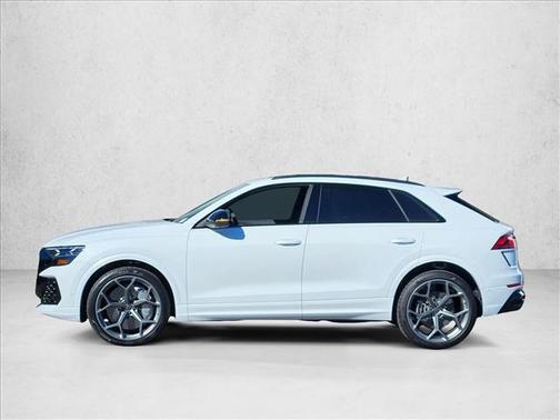 glacier white metallic 2026 Audi RS Q8 4.0T