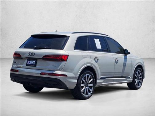Vicuna Beige Metallic 2023 Audi Q7 45 Premium Plus