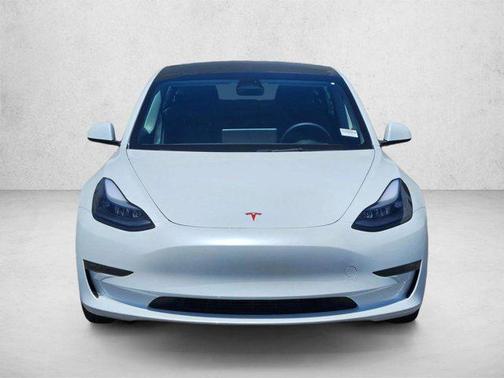 Pearl White Multi-Coat 2023 Tesla Model 3 Long Range