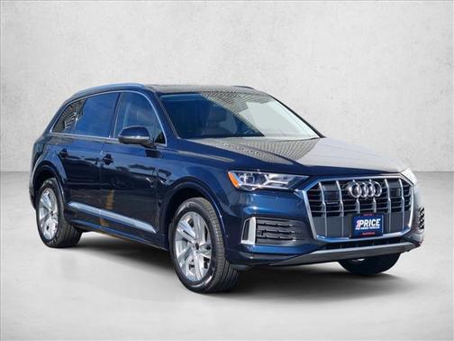 Waitomo Blue Metallic 2023 Audi Q7 45 Premium