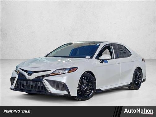 Wind Chill Pearl 2021 Toyota Camry XSE