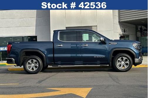 2022 GMC Sierra 1500 SLT