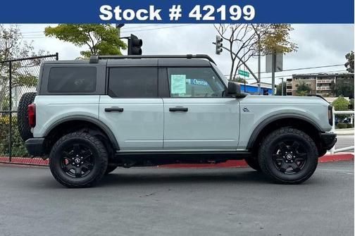 2021 Ford Bronco BLACK DIAMOND