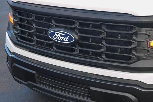 OXFORD WHITE 2024 Ford F-150 XL