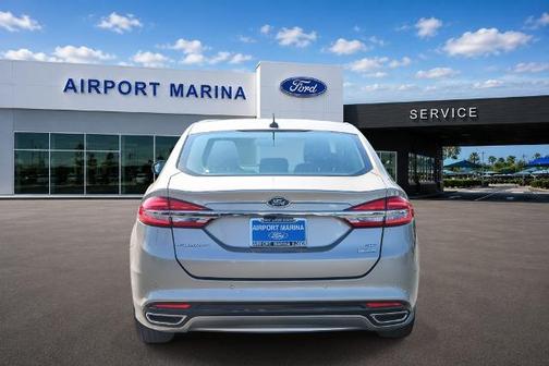 WHITE GOLD 2017 Ford Fusion SE
