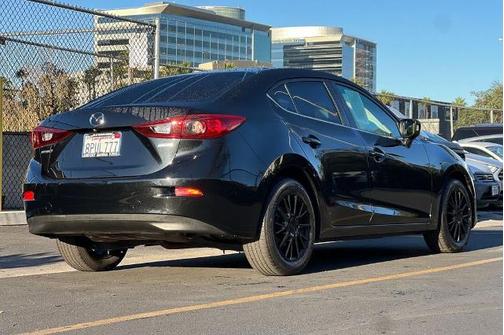2016 Mazda Mazda3 I SPORT