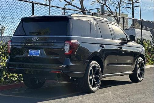 2022 Ford Expedition LIMITED
